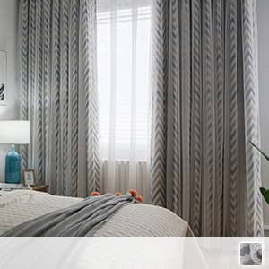 幾何柄の姫系カーテン