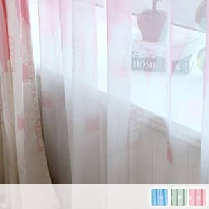 可愛いお城柄のレースカーテン