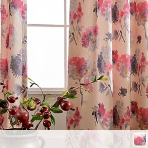 水墨花柄のドレープカーテン