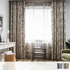 モダンな水彩風の幾何柄ドレープカーテン