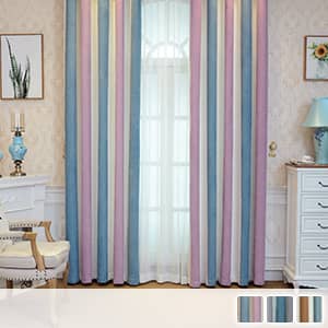 ユニークなストライプ柄ドレープカーテン