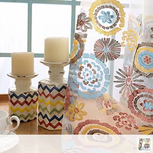 鮮やかな花模様刺繍レースカーテン