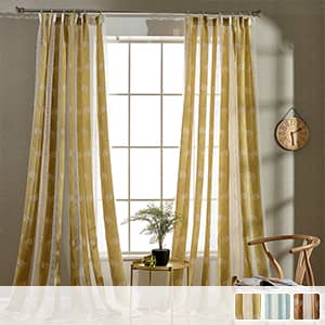 上品なリーフモチーフのレースカーテン