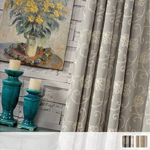 華やかで美しいアラベスク模様