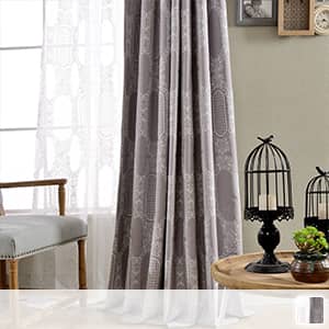 華やかでエキゾチックな紋様