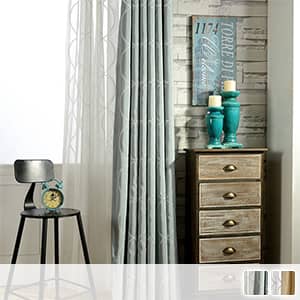 小さなリーフ柄で繋げている模様