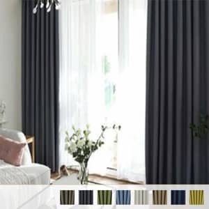 無地のドレープカーテン