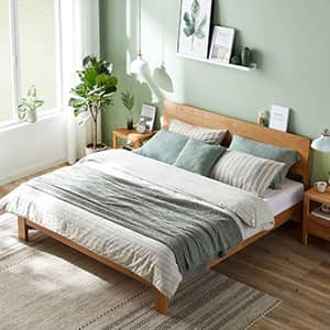 装飾を削ぎ落したナチュラルなベッド