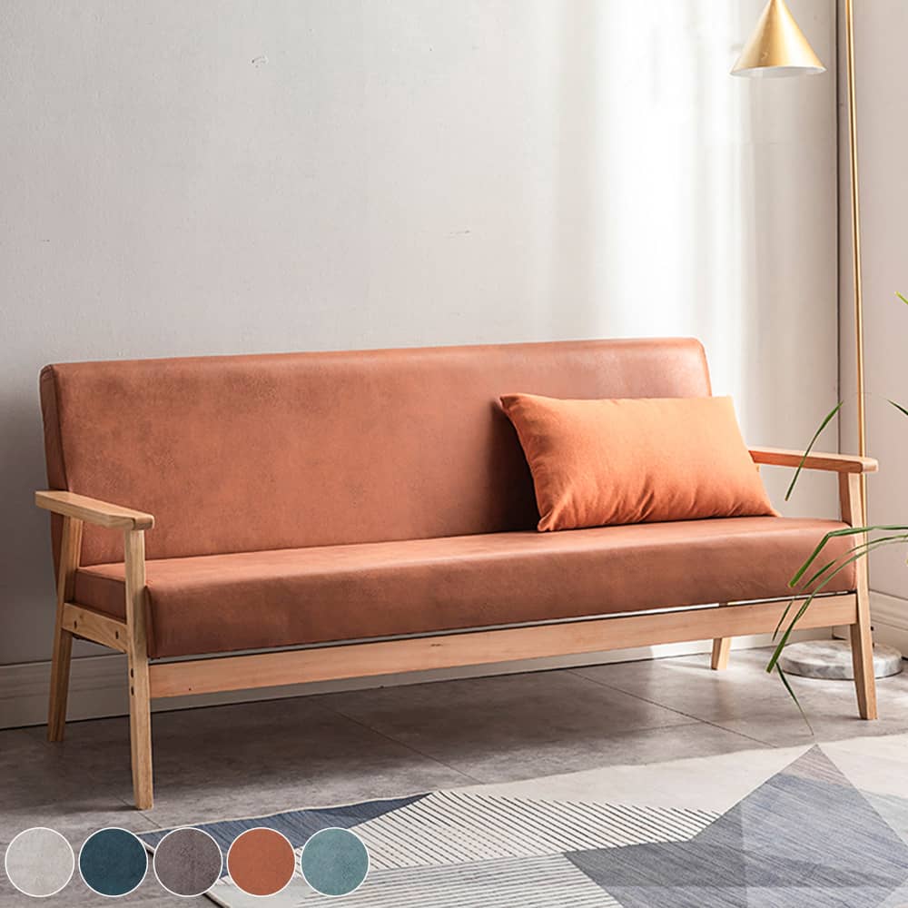 飽きのこないシンプルデザインのソファー