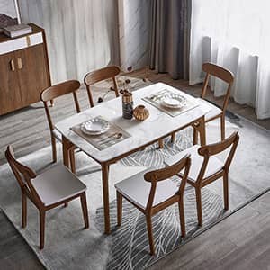 天板には大理石素材を使用している高級感ダイニングテーブル