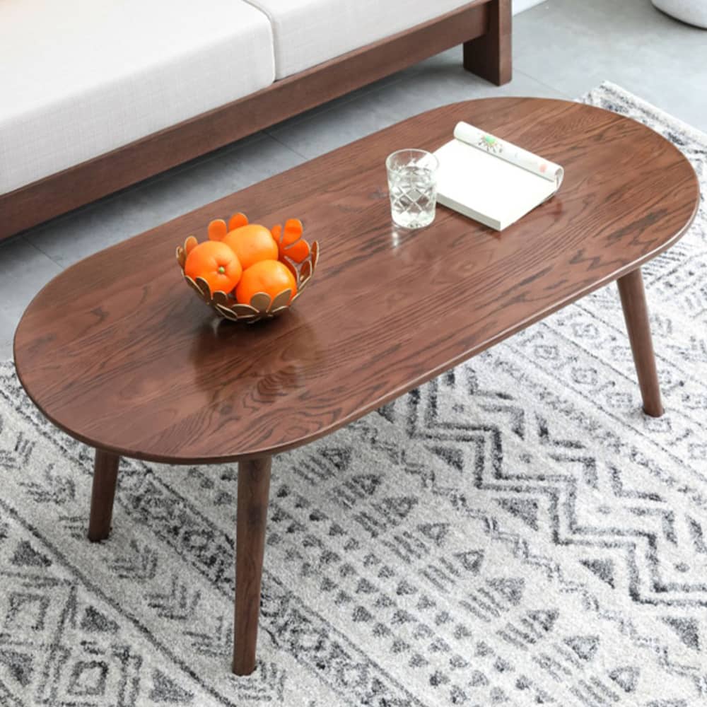 美しい質感とさらりとした手触りが穏やかなムードを演出するセンターテーブル