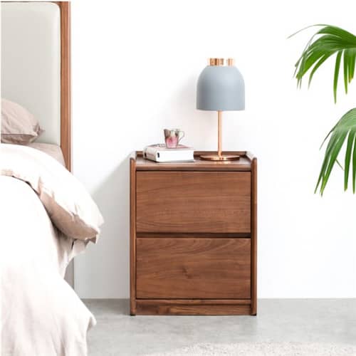 どこにでも置けるちょっとしたナイトテーブル