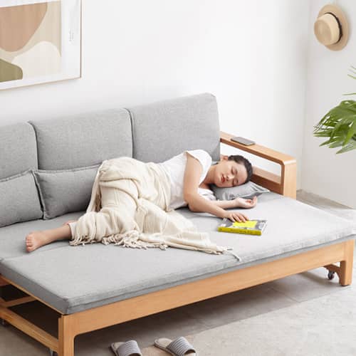 ソファでもベッドでも自由に転換できる