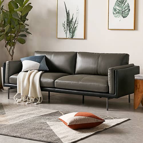 高反発で長時間座ってもへたりにくく、体をラックスさせてくれる1~3掛けソファ