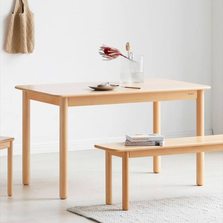 ブナ材のダイニングテーブル