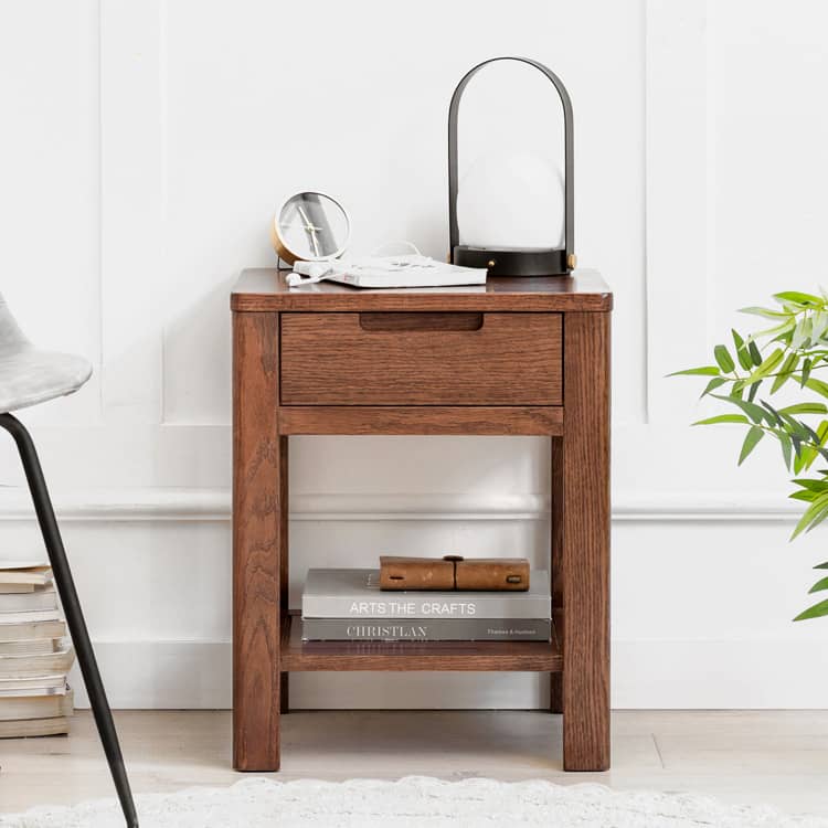 ナイトテーブル